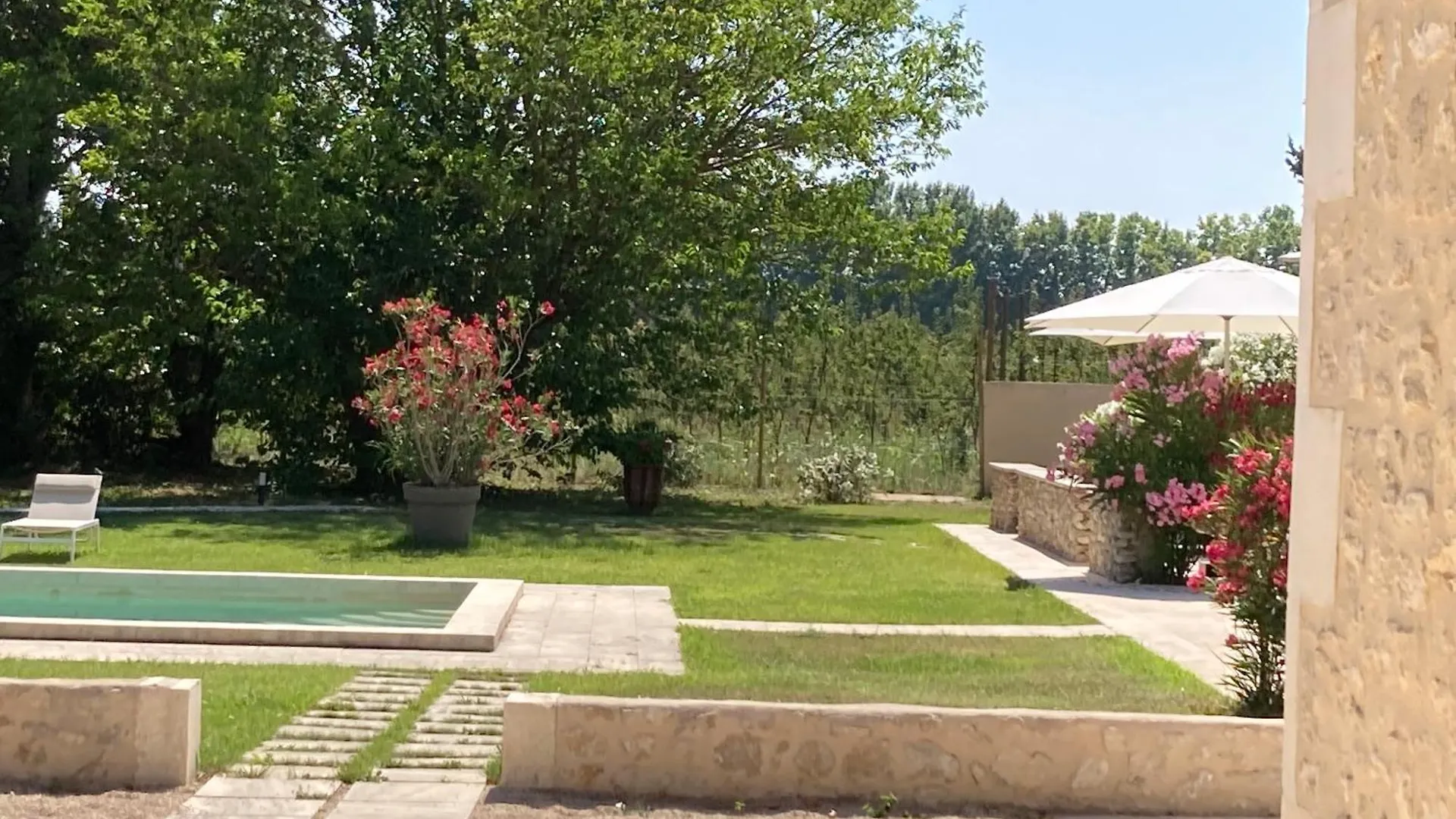 Bed and Breakfast Mas Galinette Saint-Andiol