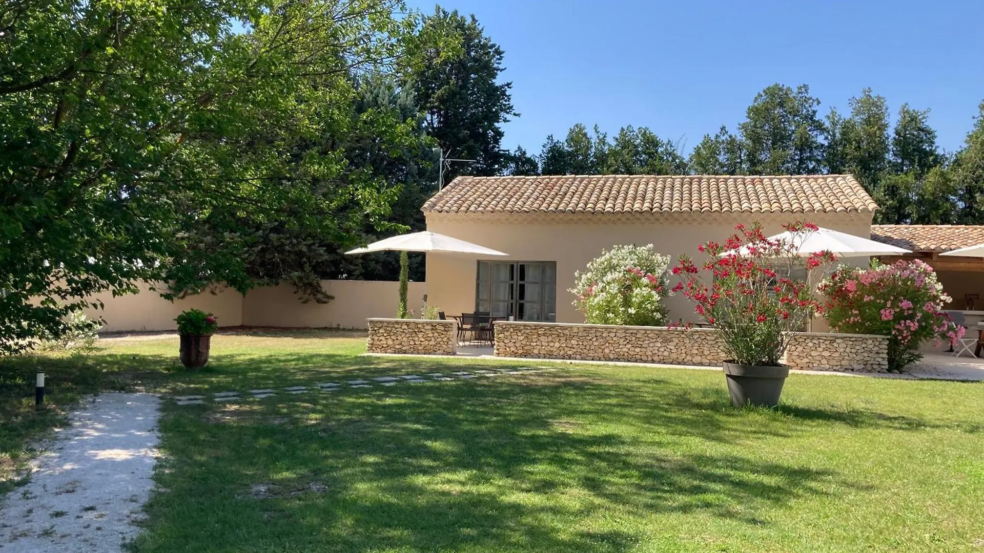 Mas Galinette Bed and Breakfast Saint-Andiol