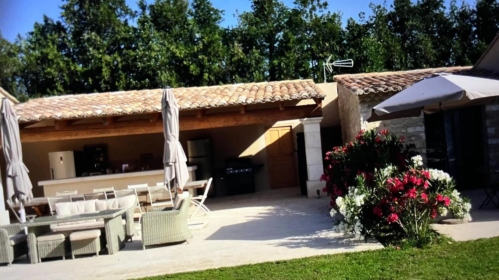 Mas Galinette Bed and Breakfast Saint-Andiol Γαλλία